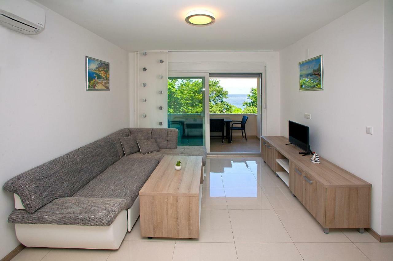 Apartments Maslina II Нивице Екстериор снимка