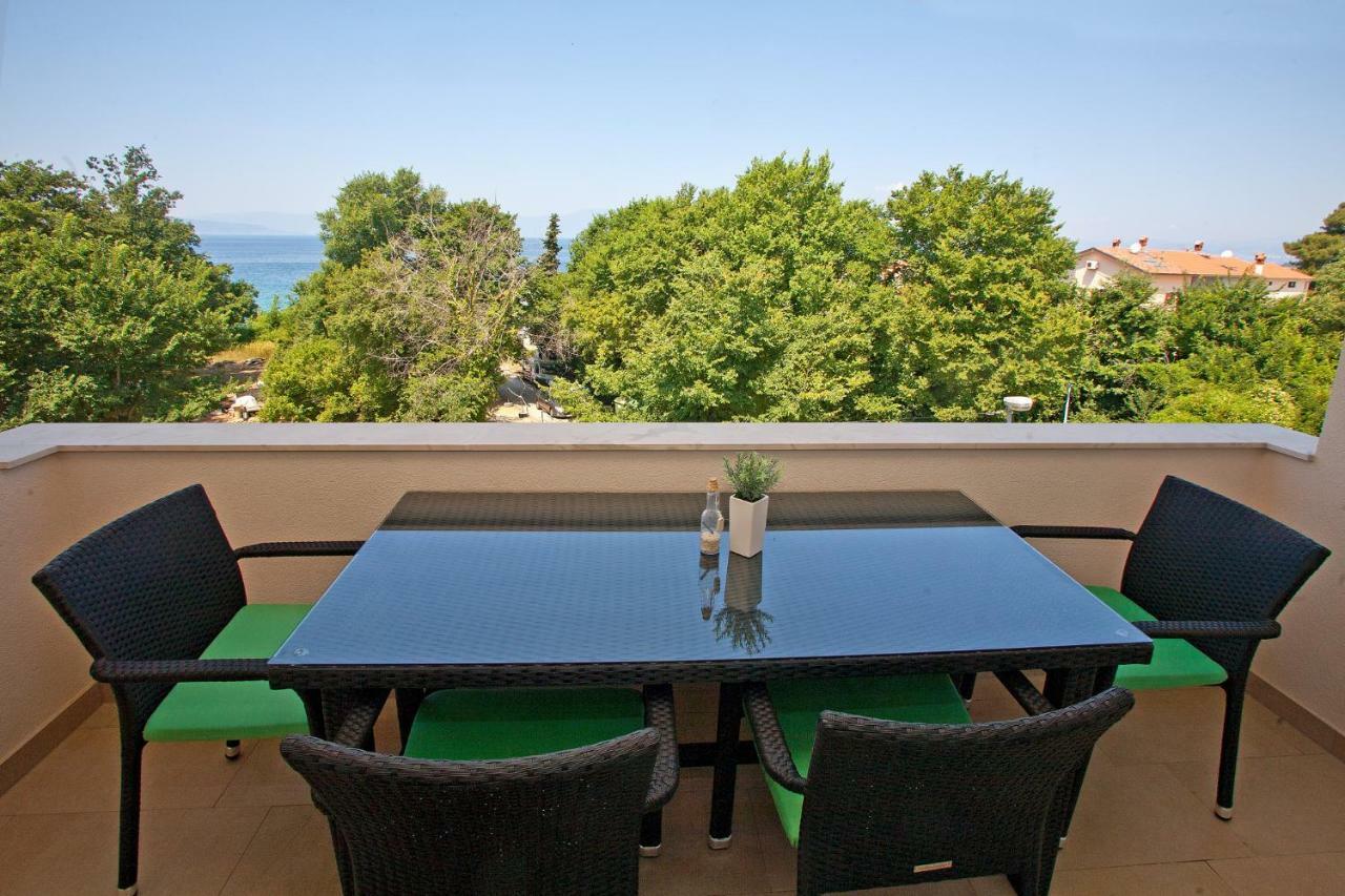 Apartments Maslina II Нивице Екстериор снимка