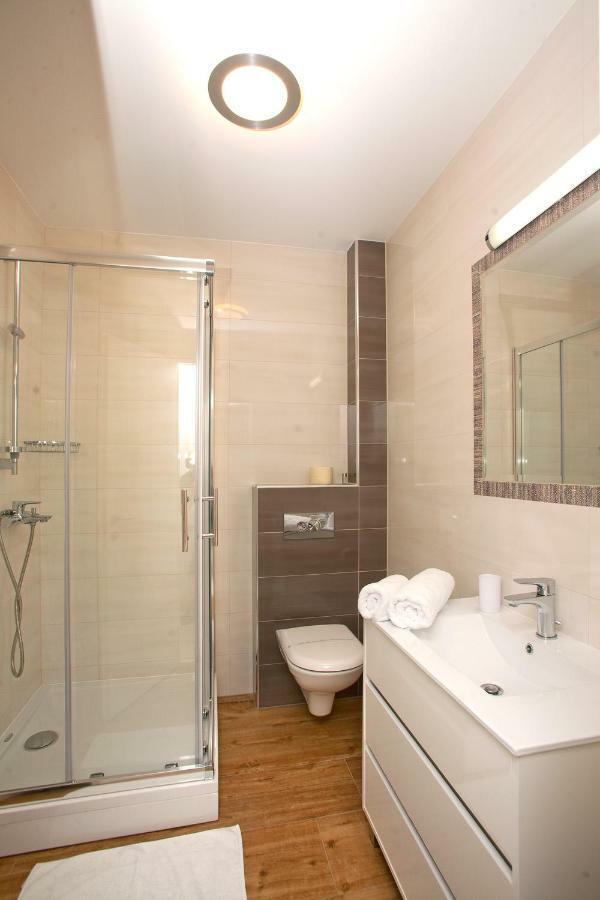 Apartments Maslina II Нивице Екстериор снимка
