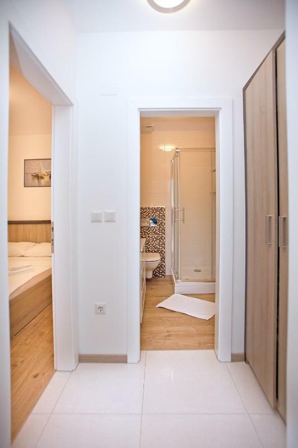 Apartments Maslina II Нивице Екстериор снимка