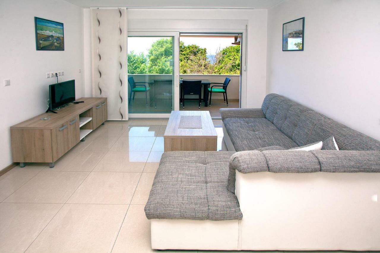 Apartments Maslina II Нивице Екстериор снимка